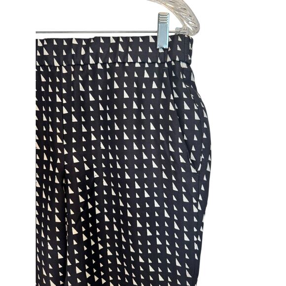 THEORY Silk Triangle Print Pull-On Trouser Pant Size 6 EUC $355 MSRP Geometric - Picture 7 of 11